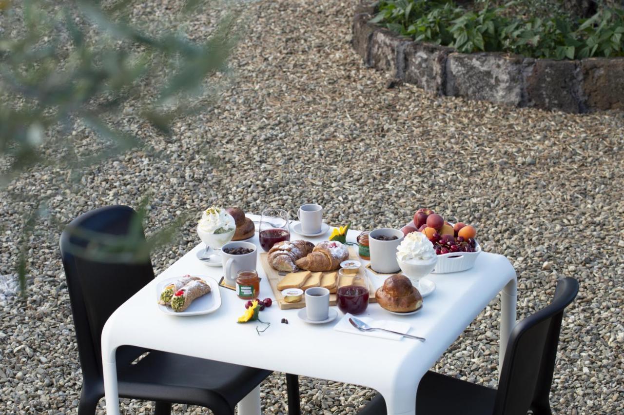 Bee Happy - Bed And Breakfast Zafferana Etnea Exterior foto